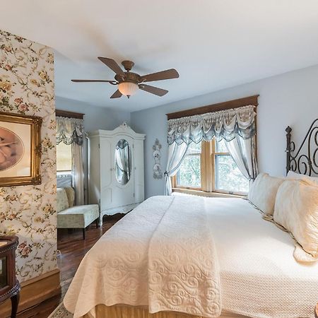The Inn On Holly B&B Pitman Rom bilde